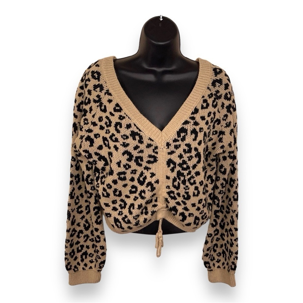 XS RUE21 LEOPARD PRINT CROPPED OVERSIZED FIT SWEATER KNIT BEIGE BLACK ANIMAL